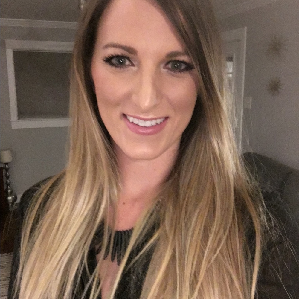 Meet your Posher, Amanda